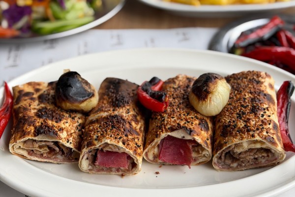 Pastırma Kaşarlı Dürüm Tek  (100 GR)